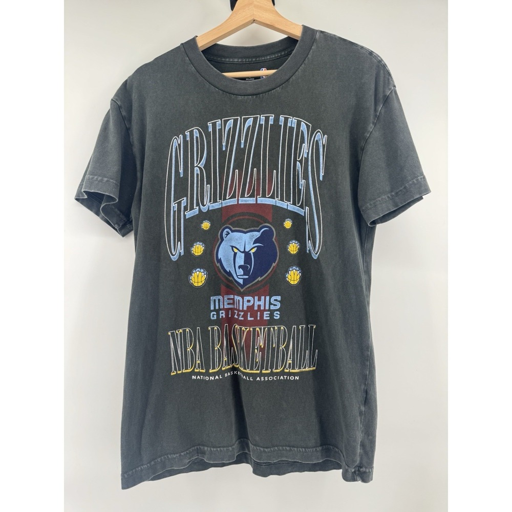 Abercrombie & Fitch Memphis Grizzlies NBA washed t-shirt in dark gray Size Small